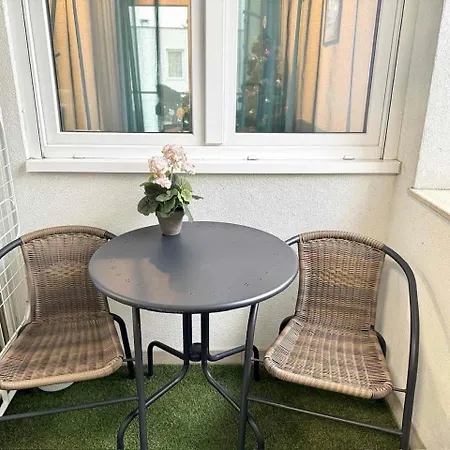 Thaly - Register A Parking Space Apartman Budapest